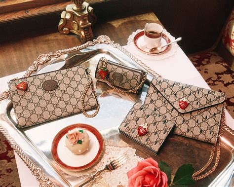 gucci holiday hours|is gucci on sale.